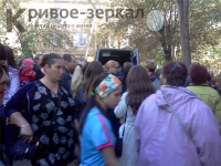 В Волгограде в эти минуты хоронят убитую школьницу