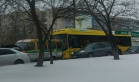 В Волгограде автобус протаранил маршрутку 