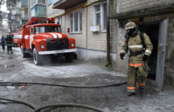 Из горящей пятиэтажки в Волжском эвакуировали 35 человек