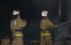 Под Волгоградом в пожаре погибли 6-летние сестренки