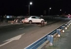 Под Волгоградом пьяный водитель иномарки врезался в железобетонный блок