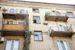 В Волгоградской области 467 домов, износ которых превышает 70 процентов