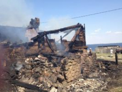 На пожаре в Волгограде заживо сгорела 2-летняя девочка