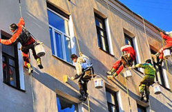 Жильцов 17 домов в Волгограде официально освободили от платы за капремонт