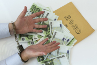 На счетах Швейцарии у Захарченко обнаружили еще 300 миллионов евро