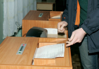 ЛДПР предлагает разрешить голосовать с 16 лет