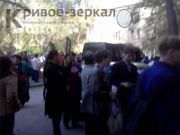 В Волгограде в эти минуты хоронят убитую школьницу
