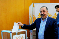 Валерий Газзаев: «Иностранцы нас  откровенно разводят»