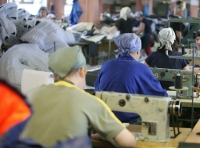 В Москве обнаружили подпольный пошивочный цех и изъяли 9 тысяч «брендовых» вещей 