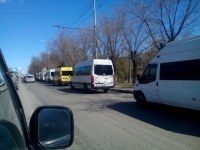 «Это не шутки, остаться без маршрутки»: в Волгограде стартовал автопробег водителей 