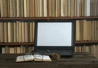 Волгоградских чиновников позвали на телевидение «пролить свет» на закрытие местных библиотек 