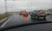 Пробка в Пулково собирает с каждого авто по 1000 рублей