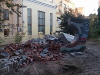 Детской площадке за зданием волгоградской обладминистрации вынесли вердикт