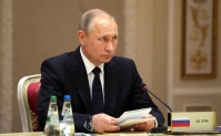 Владимир Путин сменил двух полпредов и назначил нового помощника