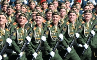 Солдаты теперь могут не отвечать «Служу Российской Федерации»