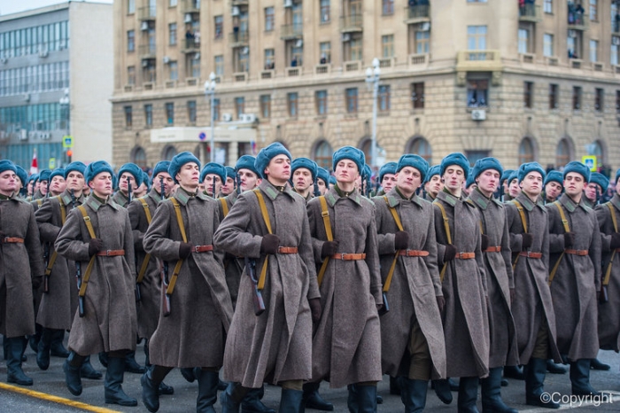 Взгляд: празднование 75-летия Сталинградской битвы, которое не покажут по телевизору
