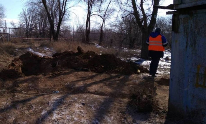 В Красноармейском районе Волгограда рабочие пробили газовую трубу