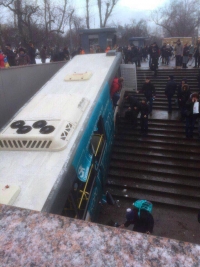 В Москве автобус въехал в подземный переход: есть погибшие
