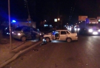 В Волгограде столкнулись Nissan и ВАЗ 