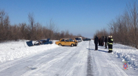Под Волгоградом лоб в лоб врезались две легковушки: есть пострадавшие