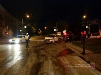 В центре Волгограда в смертельном ДТП погиб водитель, 11-летний ребенок в больнице