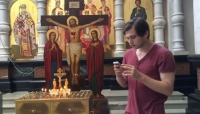 Треть россиян говорят о ловле покемонов в церкви как о святотатстве