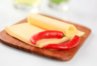 Плавленый сыр из «Радежа» ввел в заблуждение покупателей
