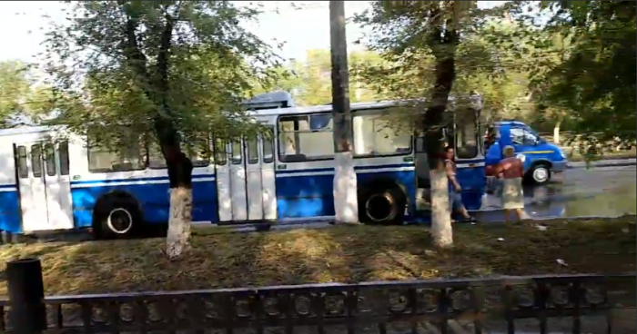Чтобы не строить ливнёвки, во время дождя в Волгограде перекрывают дороги