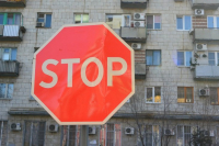 В Волгограде почти на месяц закрыли для автомобилистов улицу КИМ