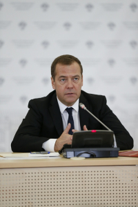 Медведев пообещал продолжить программу по улучшению жилищных условий молодых семей будет продолжена – Медведев