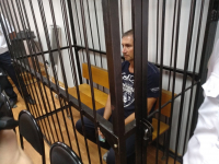Облсуд в Волгограде оставил Жданова под домашним арестом до ноября