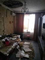 После сильного ливня на жительницу Волгограда рухнул потолок