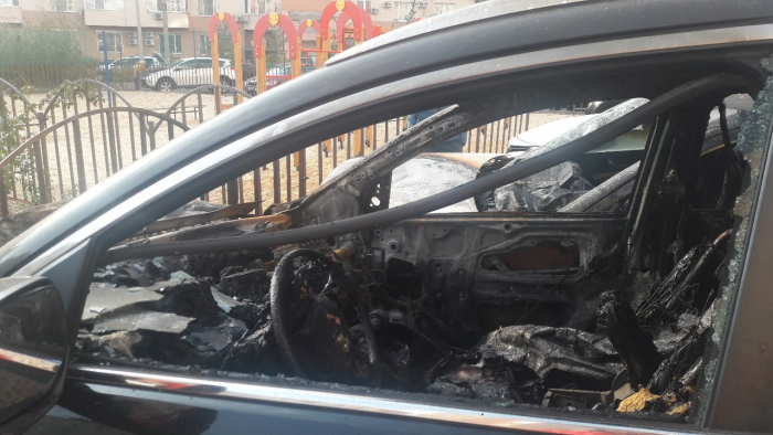Очевидцы не ошиблись: в Волгограде три иномарки сгорели по причине поджога