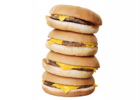В McDonald’s пообещали прекратить наполнять бургеры вредными добавками