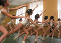 Академия танца из Петербурга ищет одаренных маленьких волгоградцев