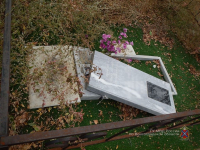 Житель Светлоярского района ломал надгробия, чтобы купить алкоголь