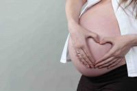 В Волгограде незаконно уволили беременную женщину