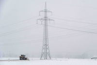 В Волгоградской области восстанавливают электроснабжение