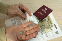Российские пенсии со следующего года проиндексируют на 1 тысячу рублей