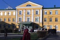 Пожар в областной больнице в Волгограде выгнал на улицу 500 человек