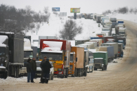 МЧС напомнило волгоградским водителям о безопасности на дороге в снег