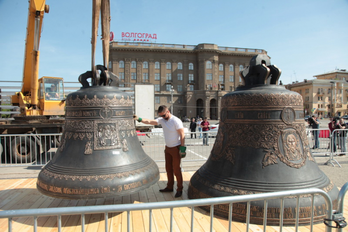 В Волгоград привезли весь набор колоколов за 30 миллионов для нового храма