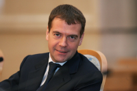 Медведев пожелал украинскому Президенту-юмористу здравомыслия