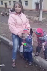 В Московской области мать двоих детей приставила нож к горлу своего ребенка