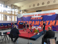 Волгоградец принимает участие в столичном чемпионате России по троеборью
