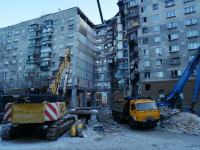 Президент России поручил полностью расселить и снести дом после взрыва в Магнитогорске