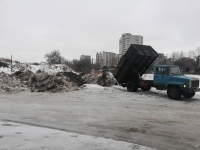 Активисты выяснили, куда отправляется грязный снег с волгоградских улиц