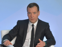 Дмитрий Медведев проведет открытый урок для волгоградских школьников