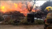 Из-за загоревшегося мусора в Дзержинском районе сгорел дом