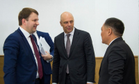 Орешкин рассказал, чего нам не хватает для перехода на четырехдневную рабочую неделю